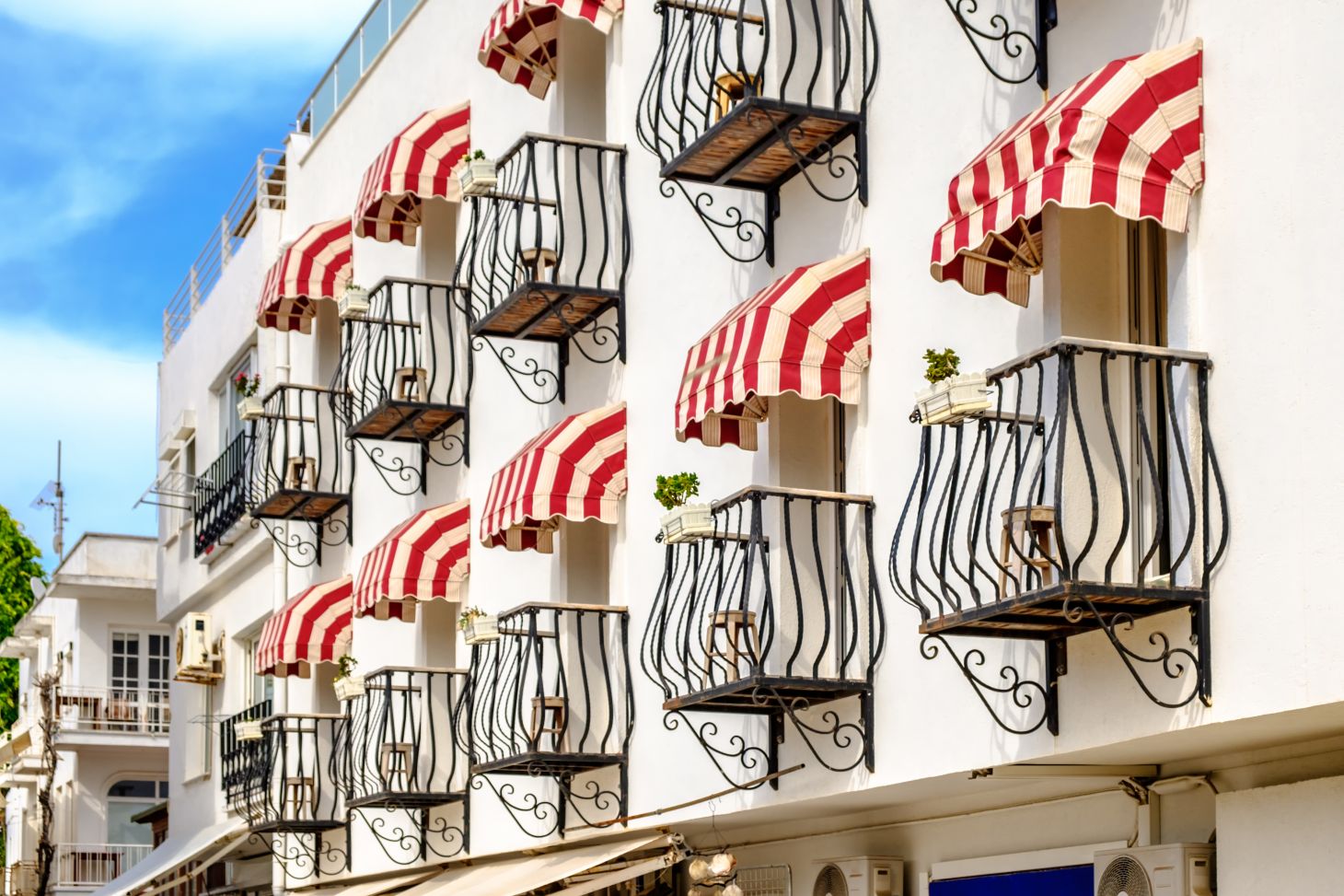 Nos Stores - Toit Mon Toit