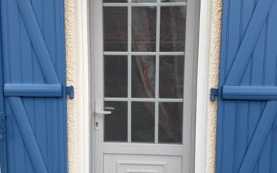 Remplacement d’une porte-fenêtre & pose d’une moustiquaire